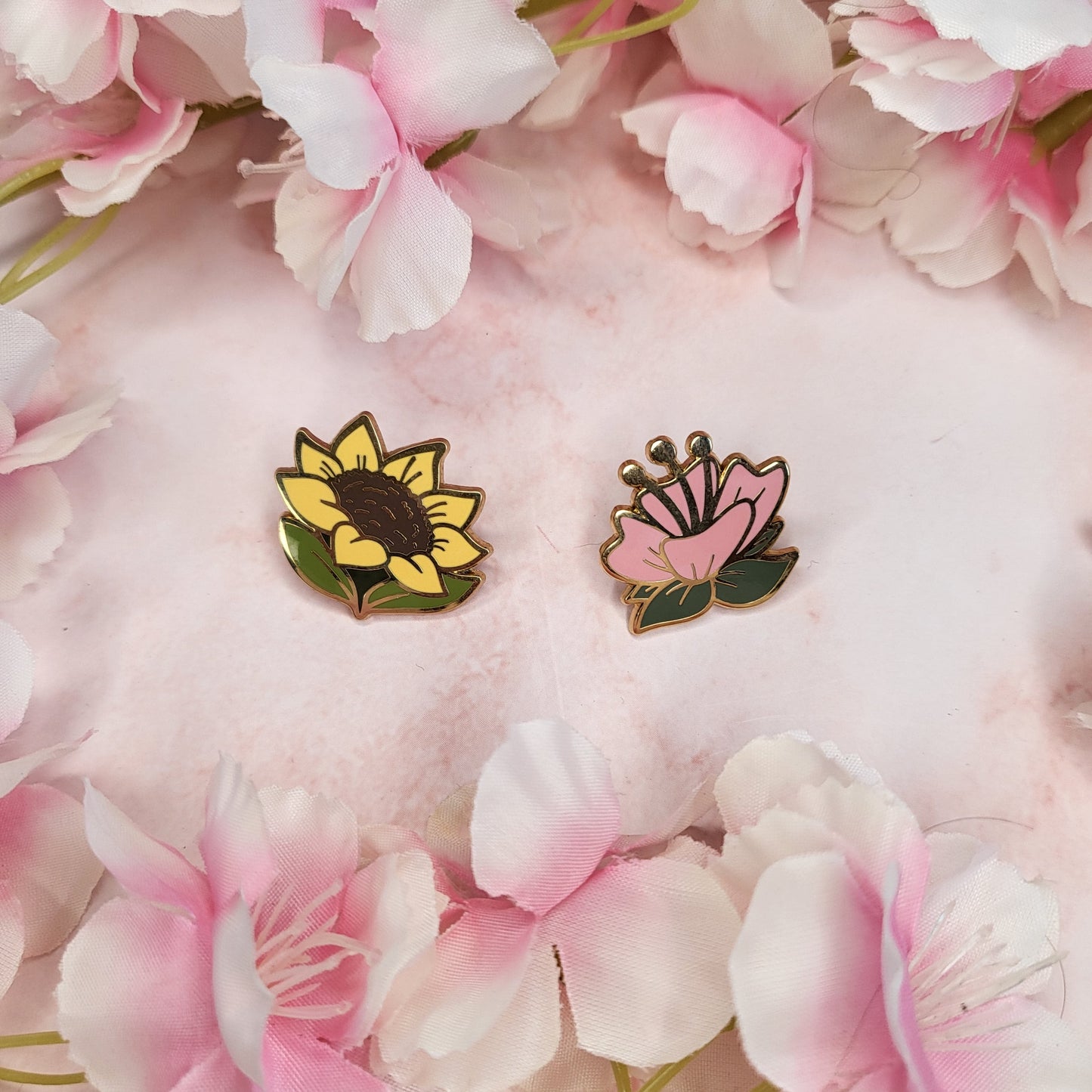 Meadow Mini Pin Set (Sunflower + Lily)