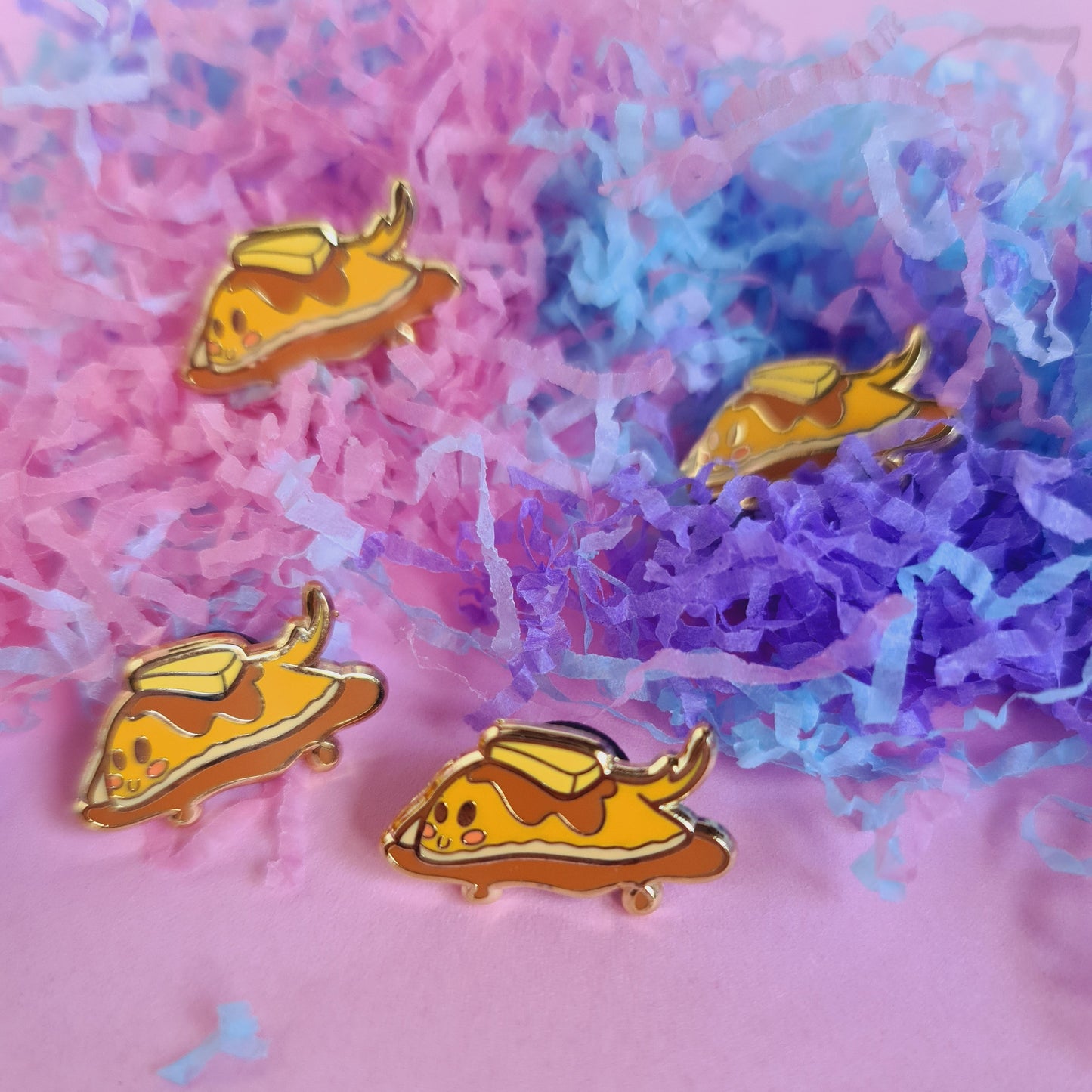 Pancake Stingray Enamel Pin